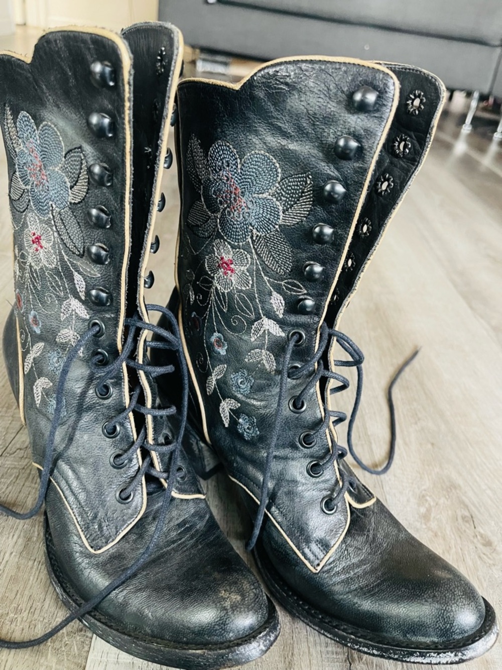 OLD GRINGO GRANNY BLACK BOOTS SIZE 6.5